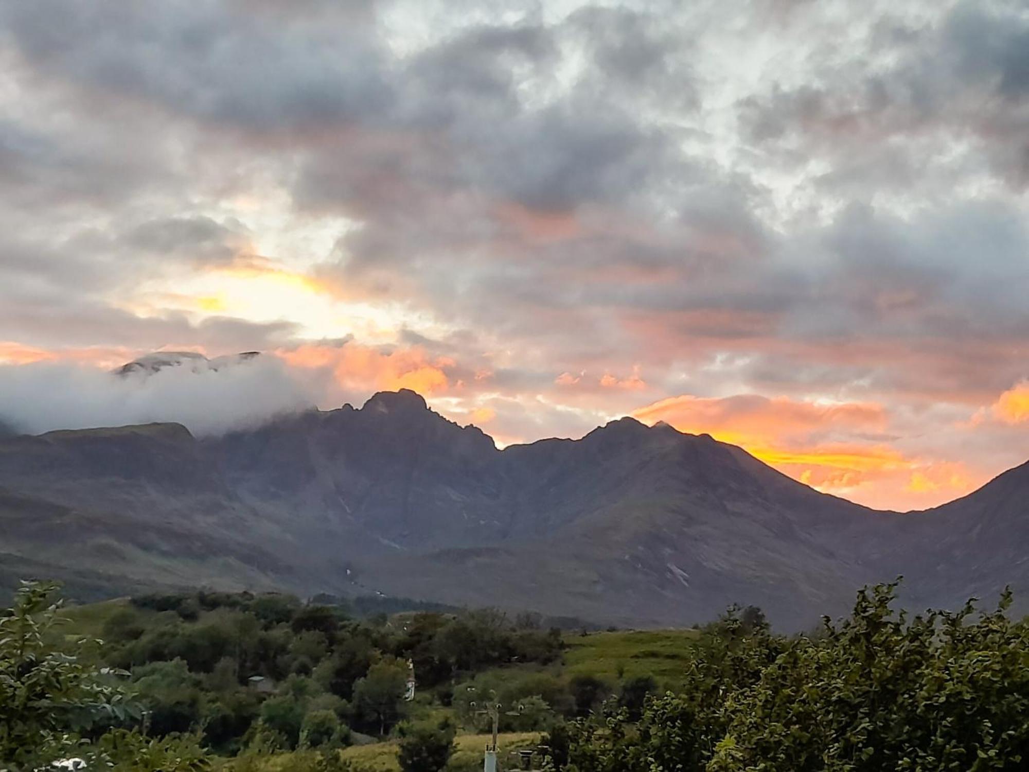 Cuillin View Villa Torrin Bagian luar foto