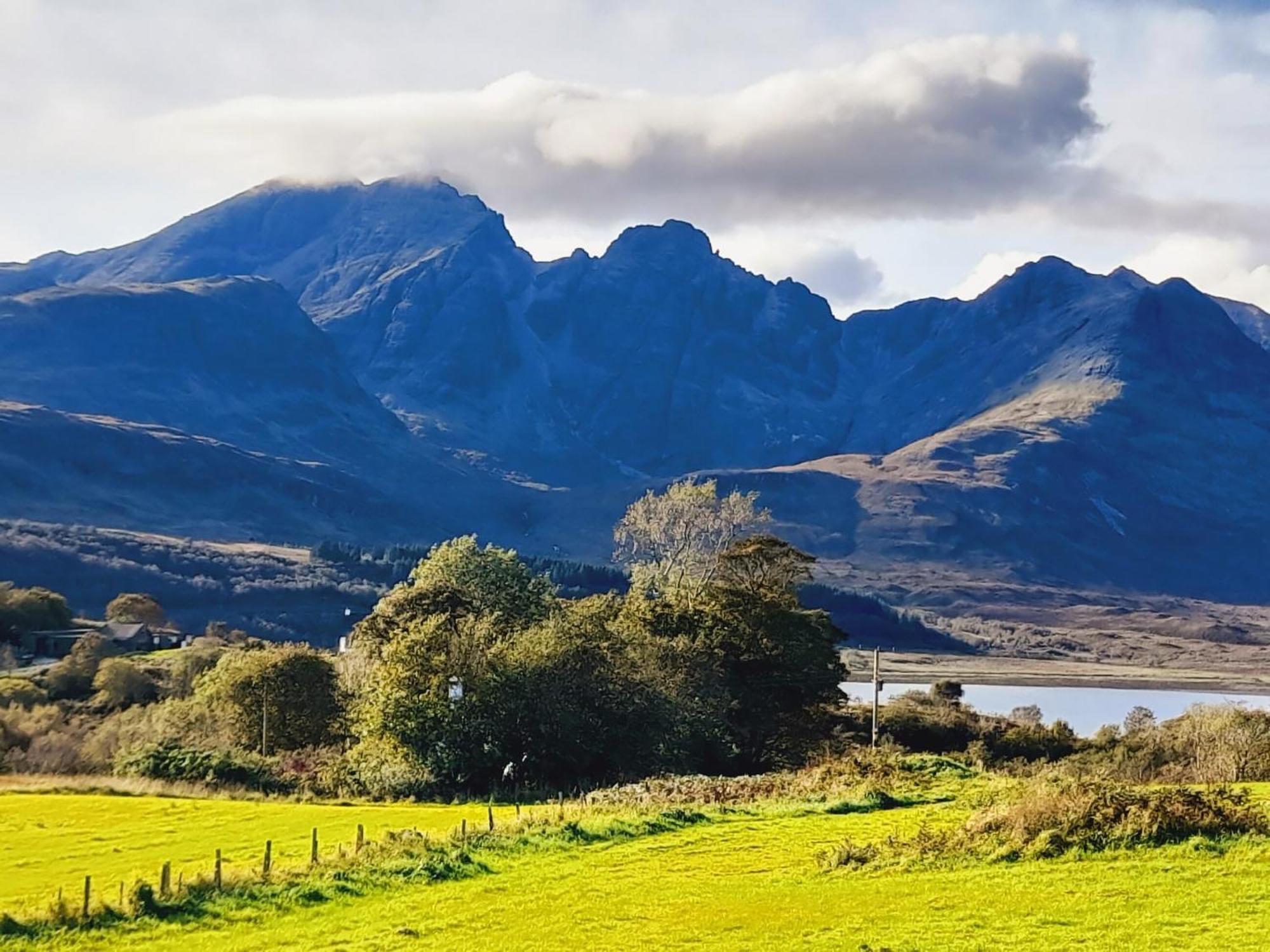 Cuillin View Villa Torrin Bagian luar foto